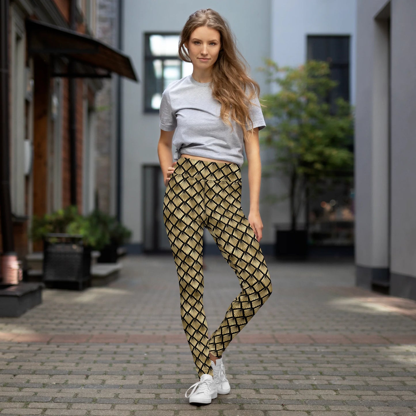 Pineapple Art Deco Fantasy Yoga Leggings