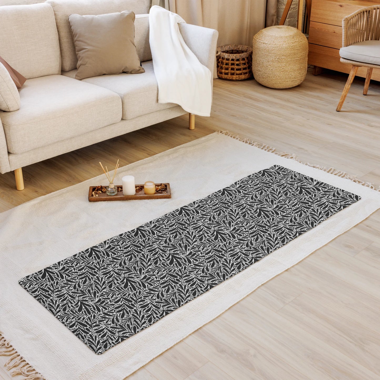 Black Leafy Luxury Yoga Mat